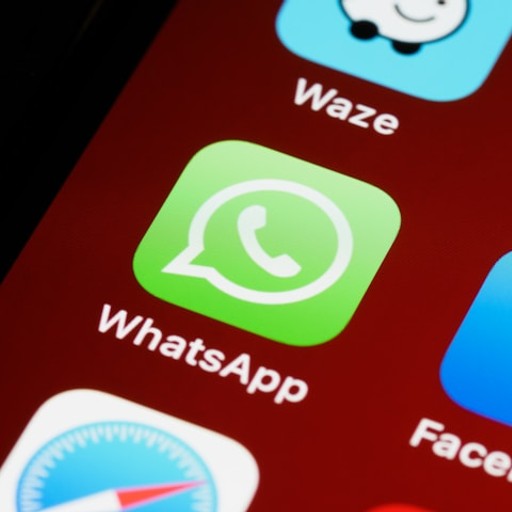 Advantages of WhatsApp campaigns over email and SMS marketing